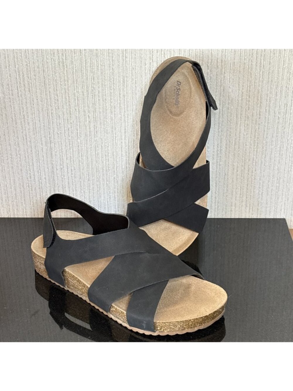 Dr. Scholls Luna Sandals Womens 9 Black Faux Leather Contoured Cork Comfort Shoe